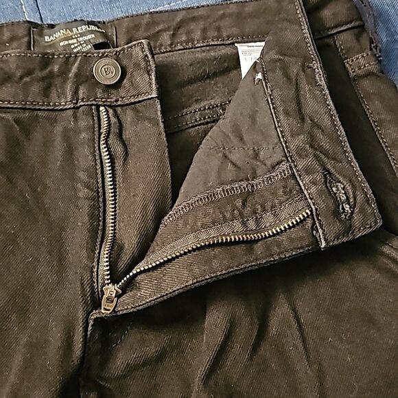 Banana Republic Factory Luxe Jean, Black, Size 8, NWT Never Been Worn - Picture 8 of 13